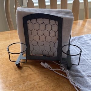 Metal napkin holder